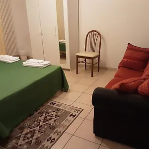 Locazione Menini - Zona Stazione Affittacamere Padova