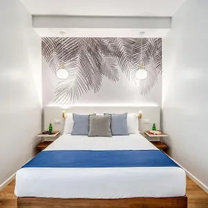 Victor Boutique 3*, Milan Italy